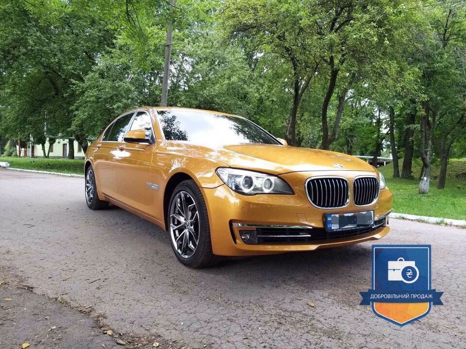 Транспортний засіб BMW 750 LI exclusive, 2011 року випуску - Photo