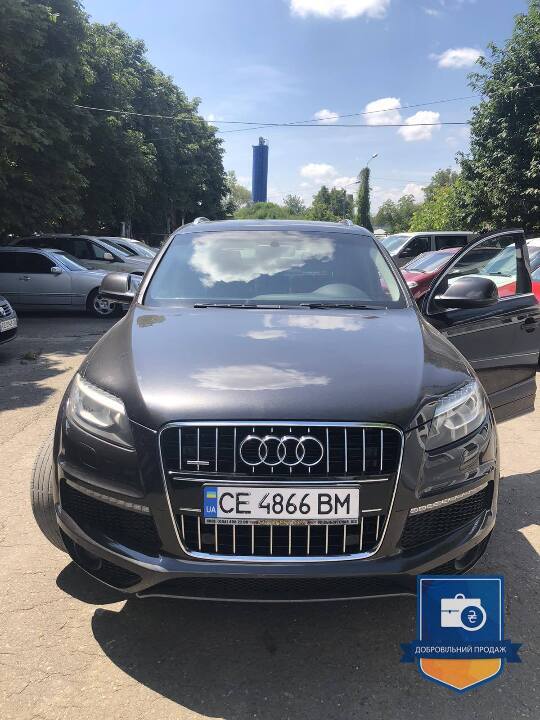 Транспортний засіб AUDI Q7, 2010 року випуску - Photo